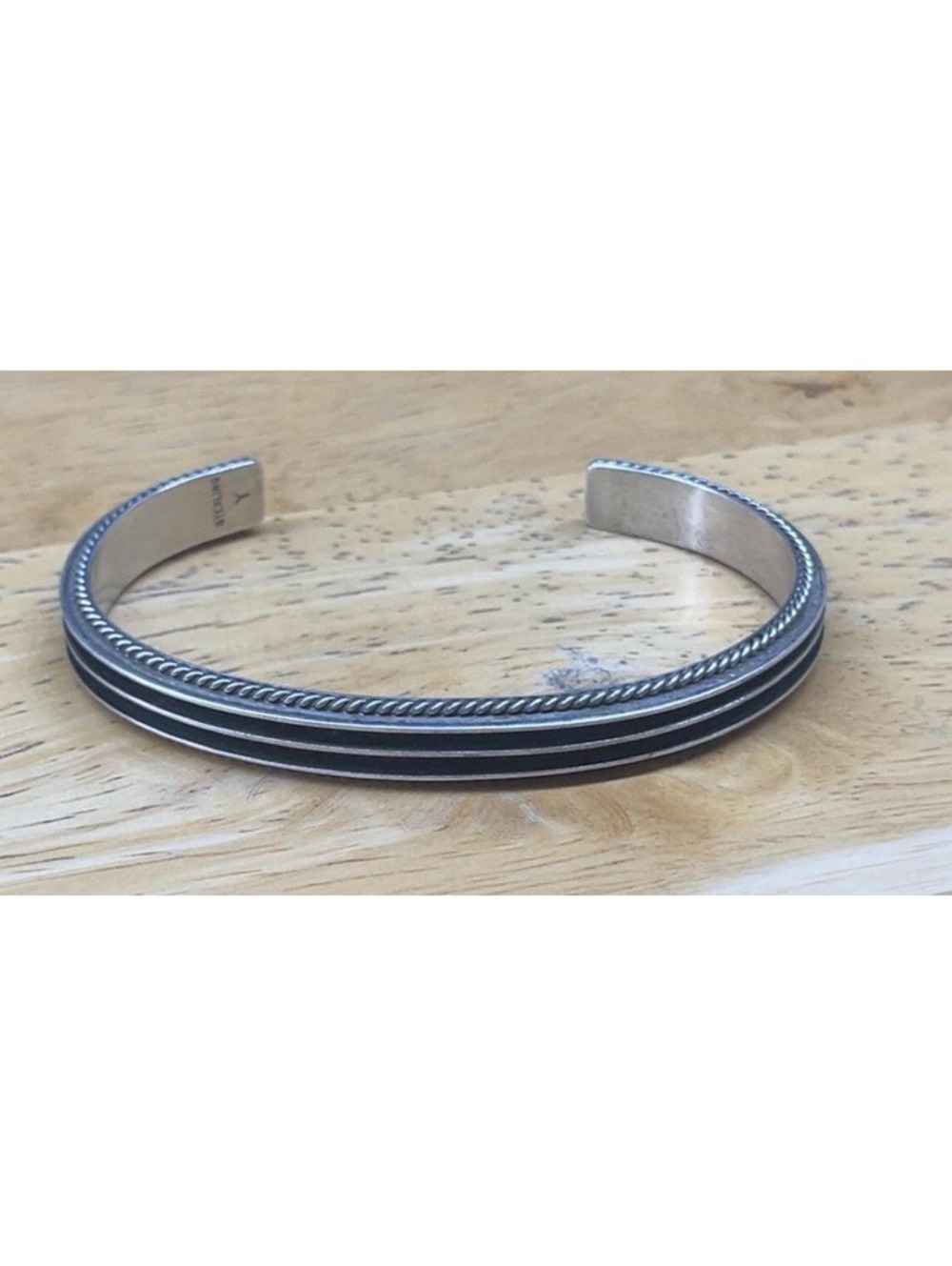 Native American Navajo sterling silver silver traditional design bracelet cuff